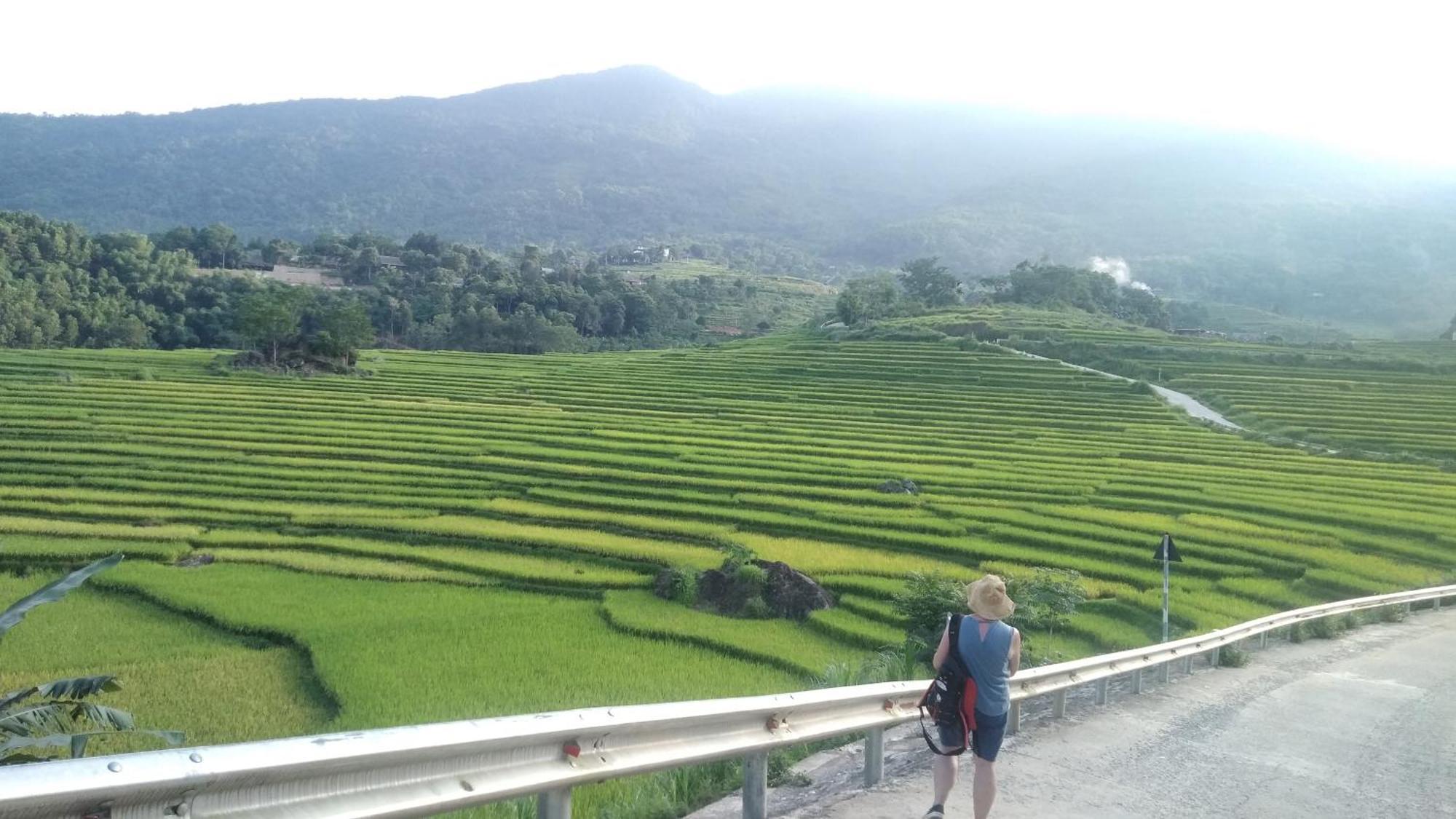 Puluong Aroma Bed and Breakfast Huong Ba Thuoc Exteriör bild